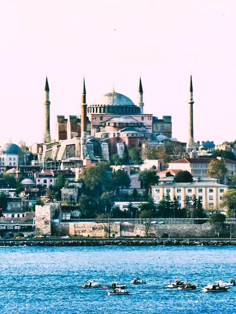 رحلات إلى إسطنبول (IST)